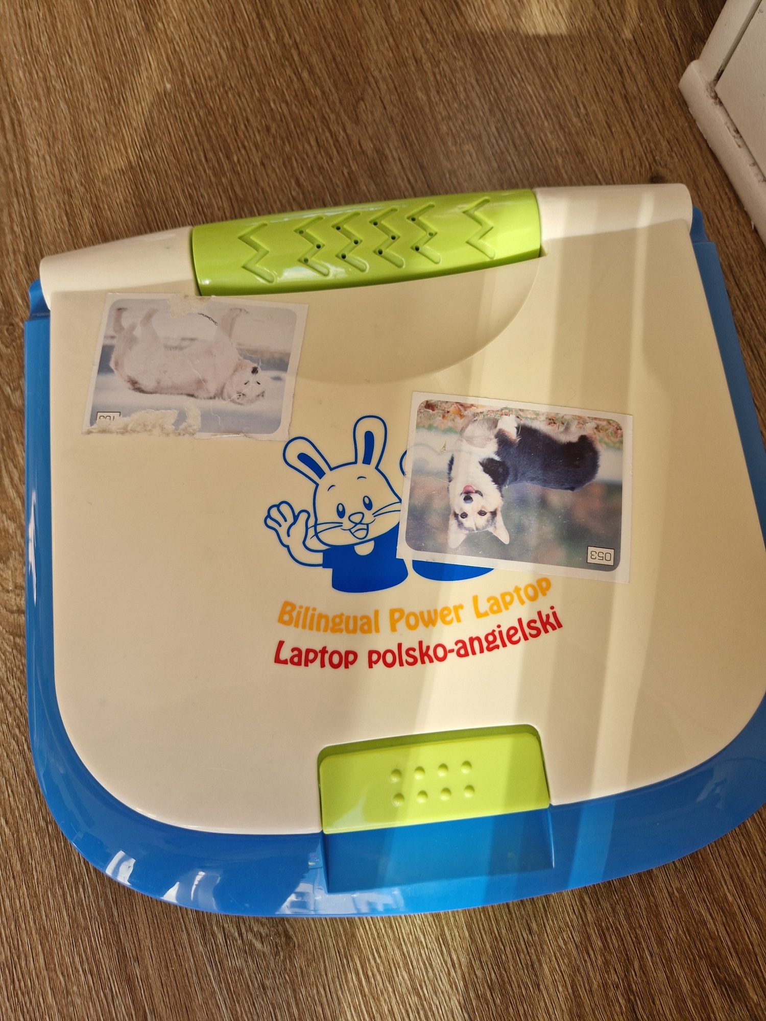 Laptop edukacyjny