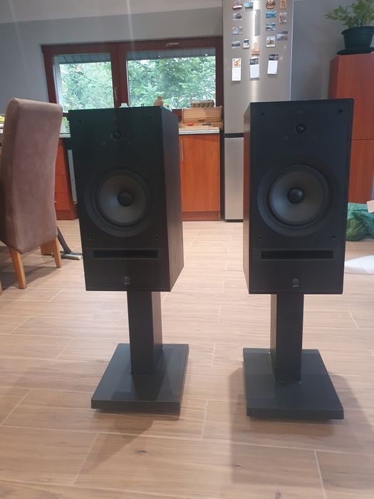 Sprzedam kolumny Linn  Helix LS 150 z oryginalnymi podstawkami