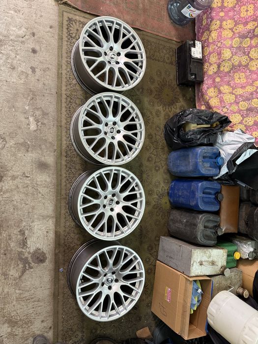 Різноширокі диски 5 112 r19 bmw vag mercedes