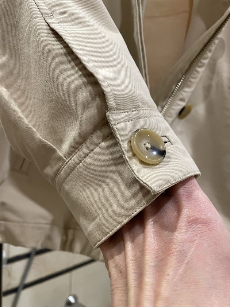 Вітровка куртка Massimo Dutti