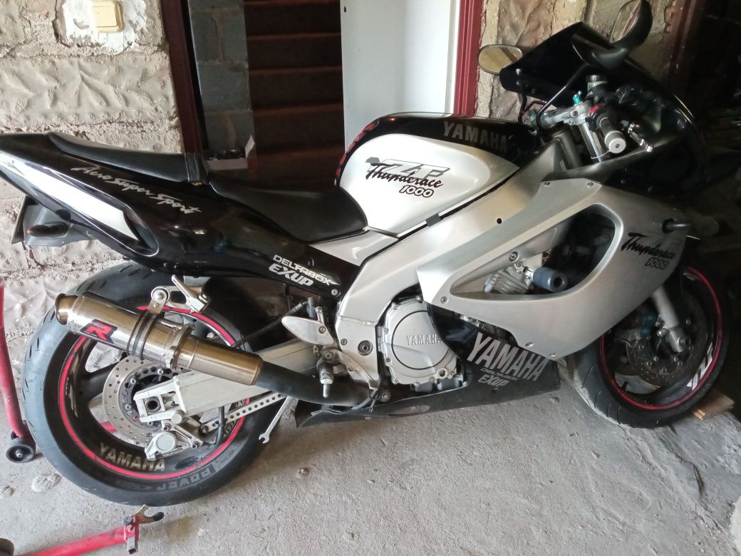 Yamaha YZF 1000R ThunderAce