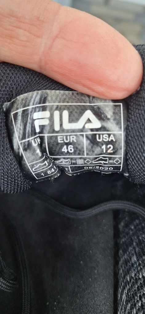 FILA кроссовки оригинальные раз 45-45,5