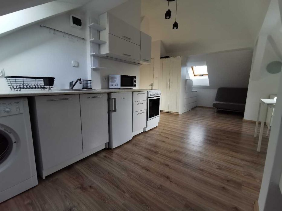 BEZPOŚREDNIO Winogrady ,Brak czynszu Administr, Internet-WiFi Gratis