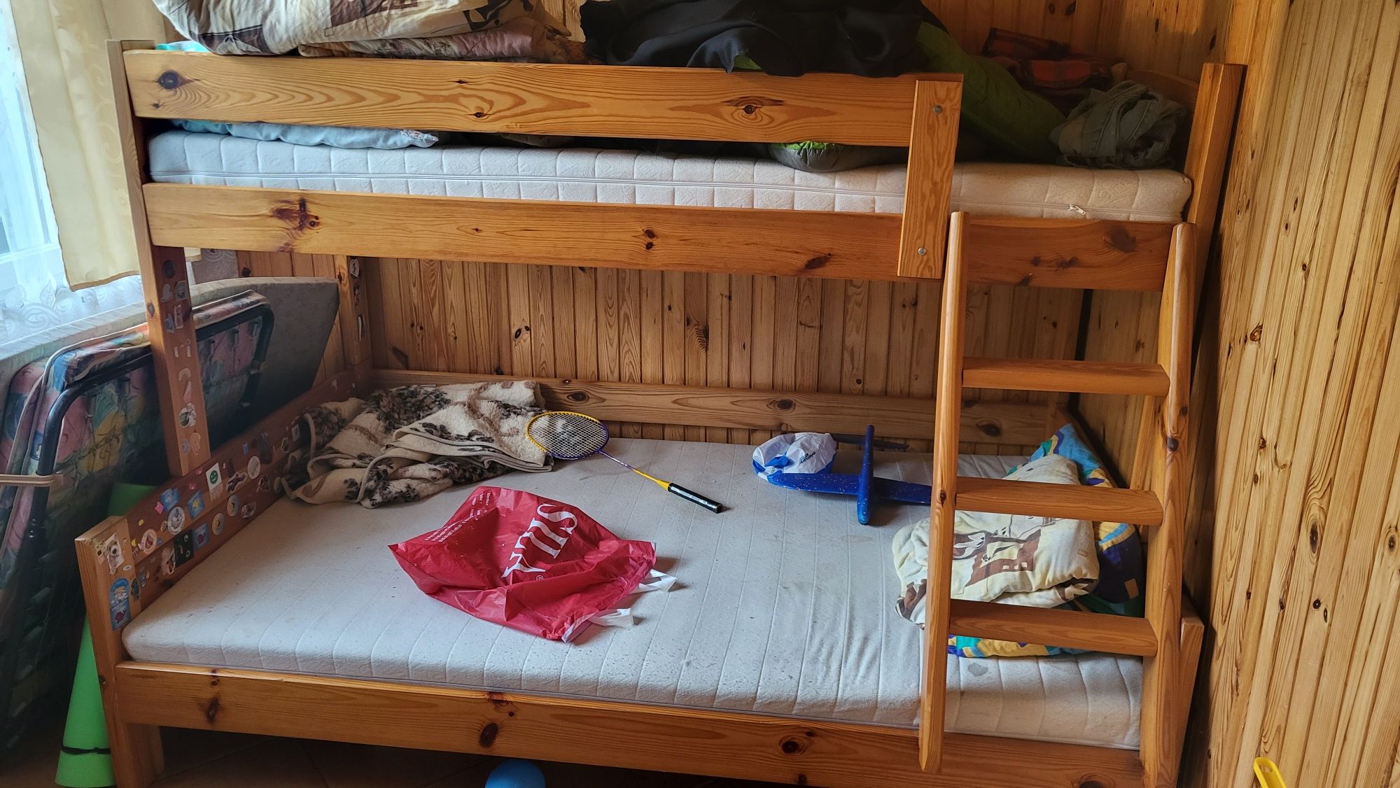 Łóżko piętrowe solidne