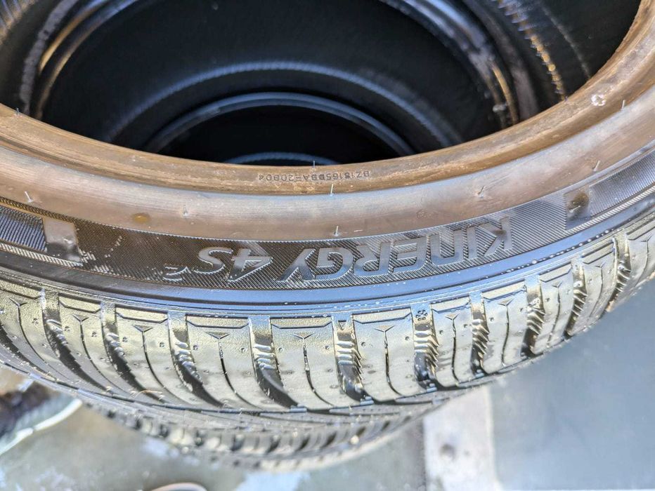 235/40 18 Hankook Kinergy 4S