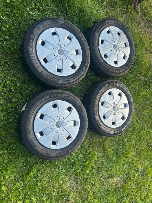 Audi 205/60/16 koła zimowe