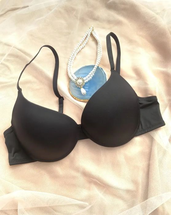 Чорний  ліфчик із пуш-ап