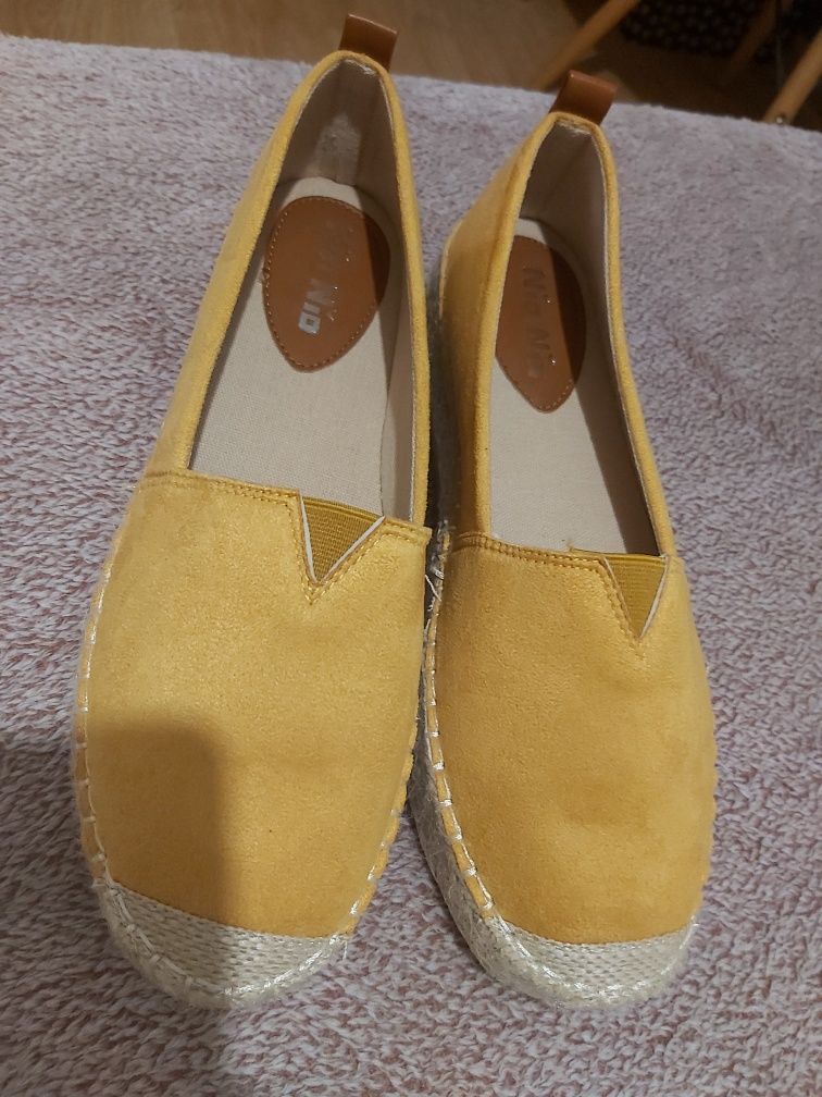 Zamszowe espadryle 39 musztardowe