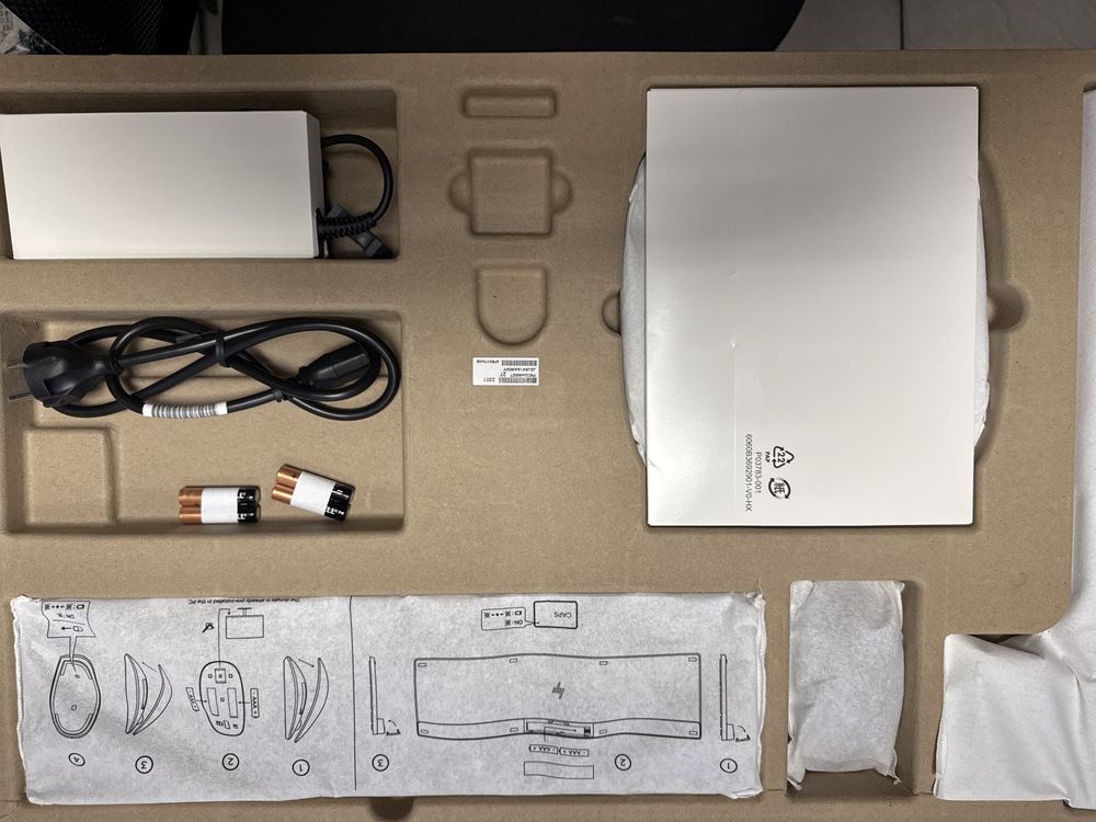Komputer stacjonarny Al in one Hp omni Studio X Ultra 7 32GB 2Tb 155Hz