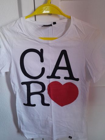 T-shirt branca marca Carhartt para mulher