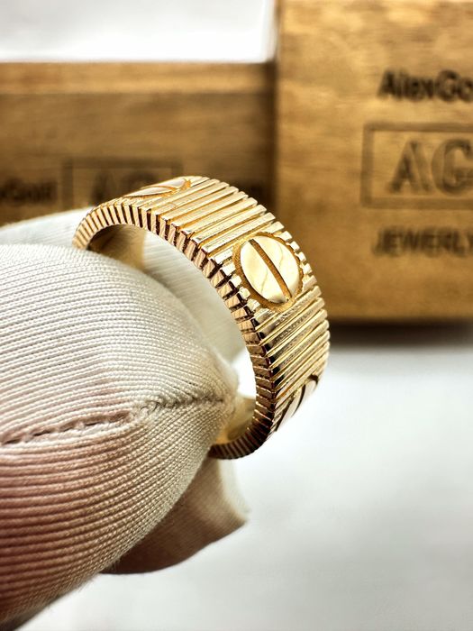 Золотое кольцо cartier 585 весом 6,52 грамма