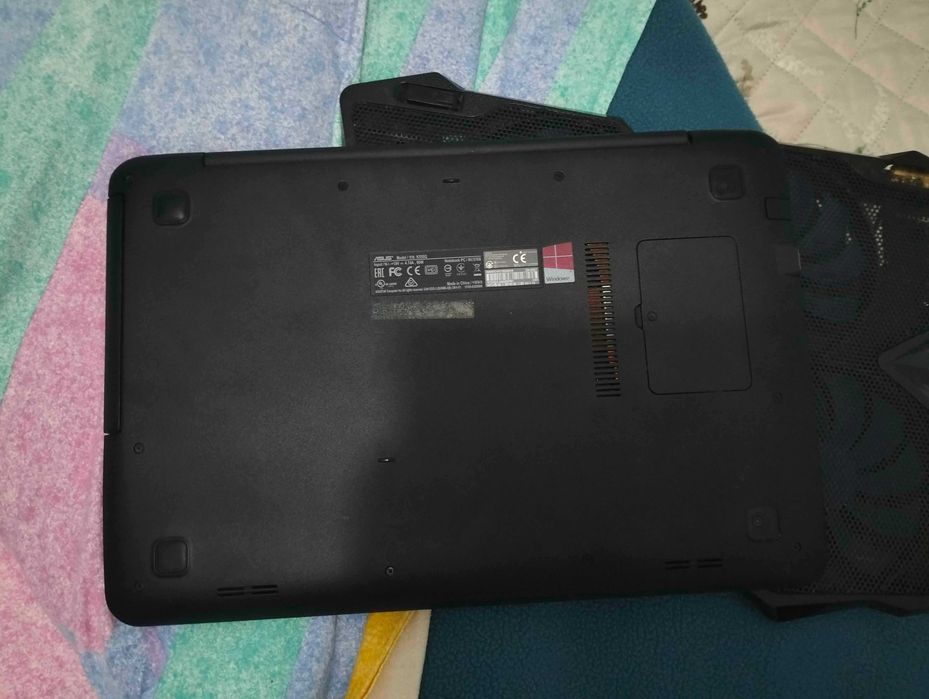 Asus K555Q - Dependente do carregador ligado