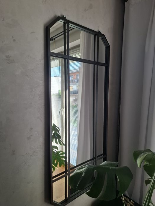 Lustro industrial loft