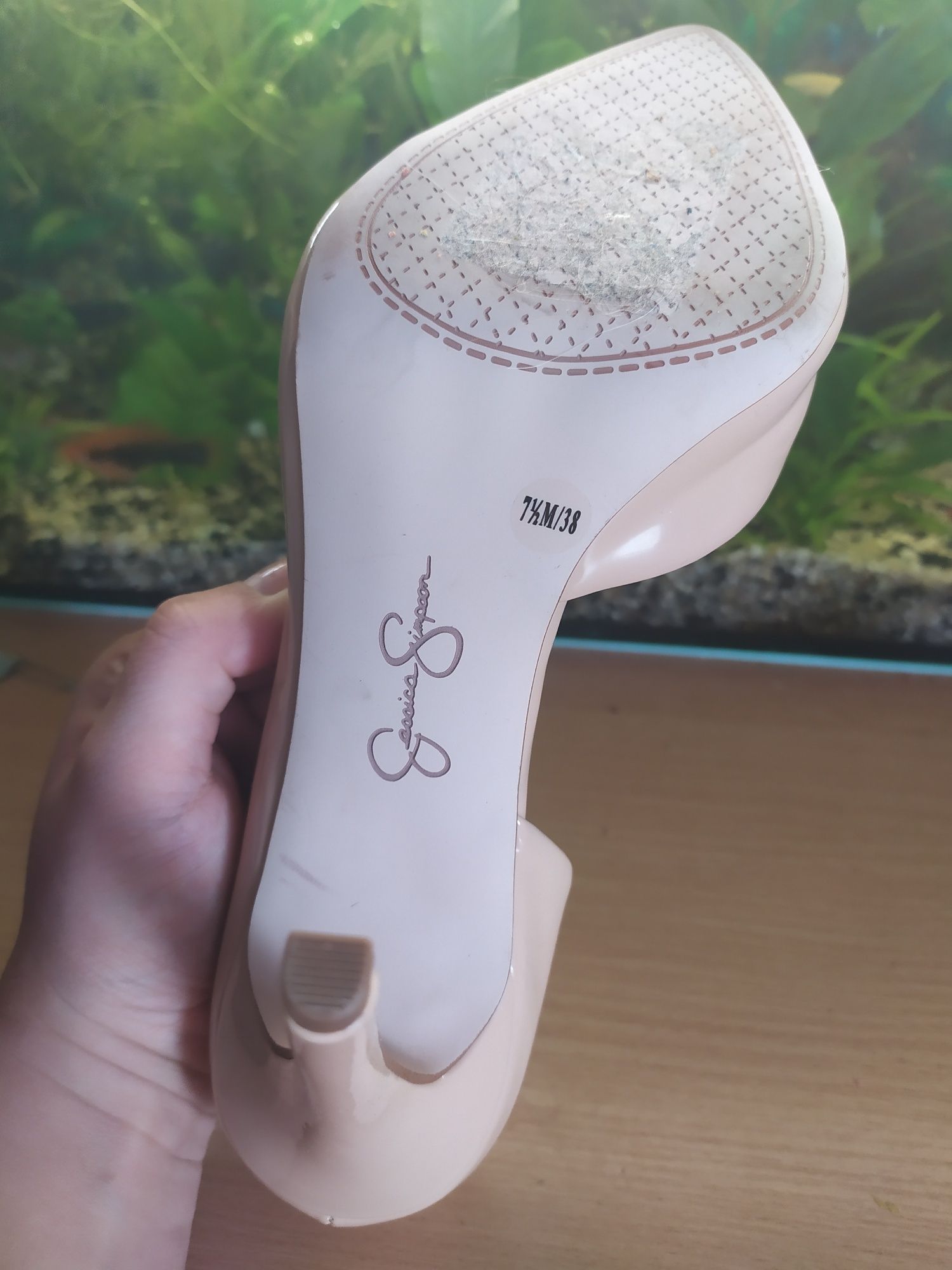 Buty szpilki Jessica Simpson beżowe