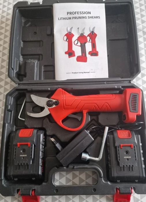 Tesoura de poda com 2 bateria de lítio
