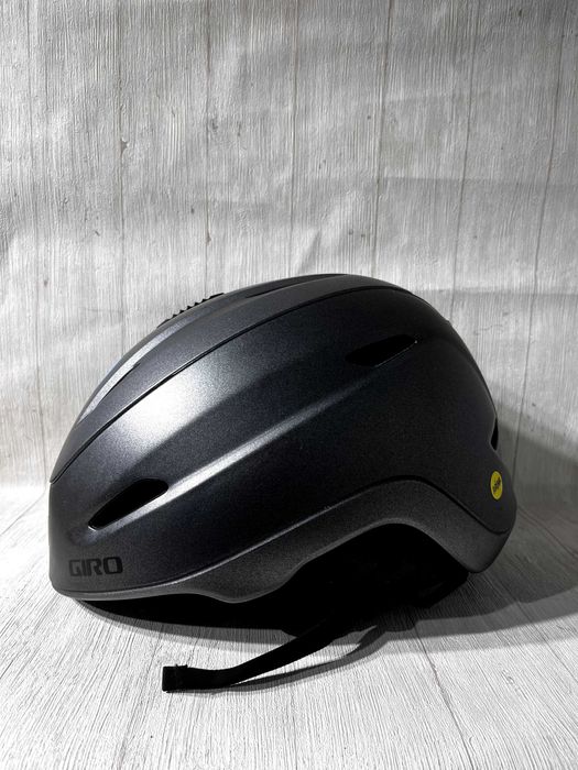 Powystawowy Kask Narciarski Giro Zone Mips r. L (59-62.5cm)