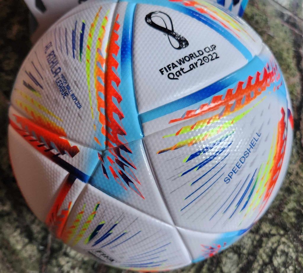 Nowa piłka Adidas Al Rihla League Ball w oryginalnym pudełku H57782