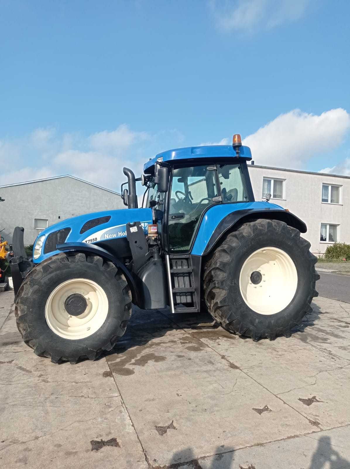 New Holland T7550 super stan