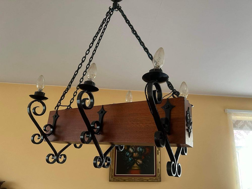 Żyrandol drewno metal