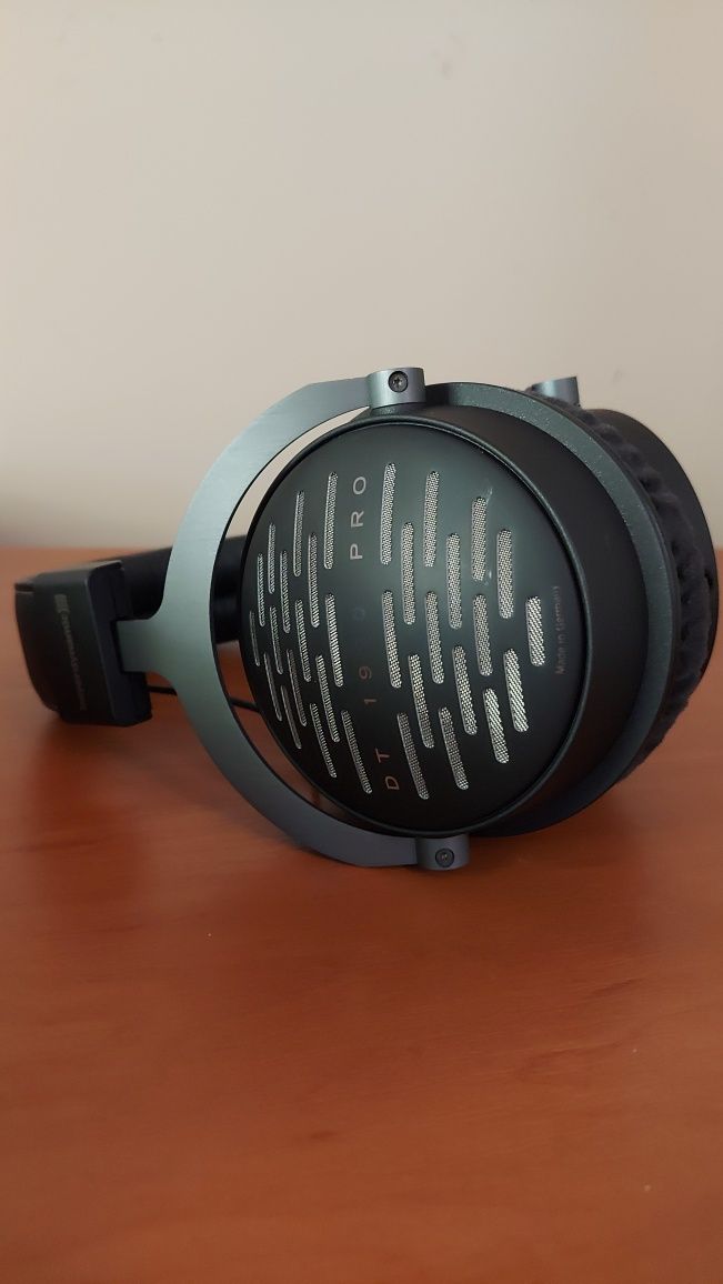 Beyerdynamic DT 1990pro
