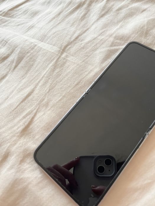 SAMSUNG Galaxy Flip 6