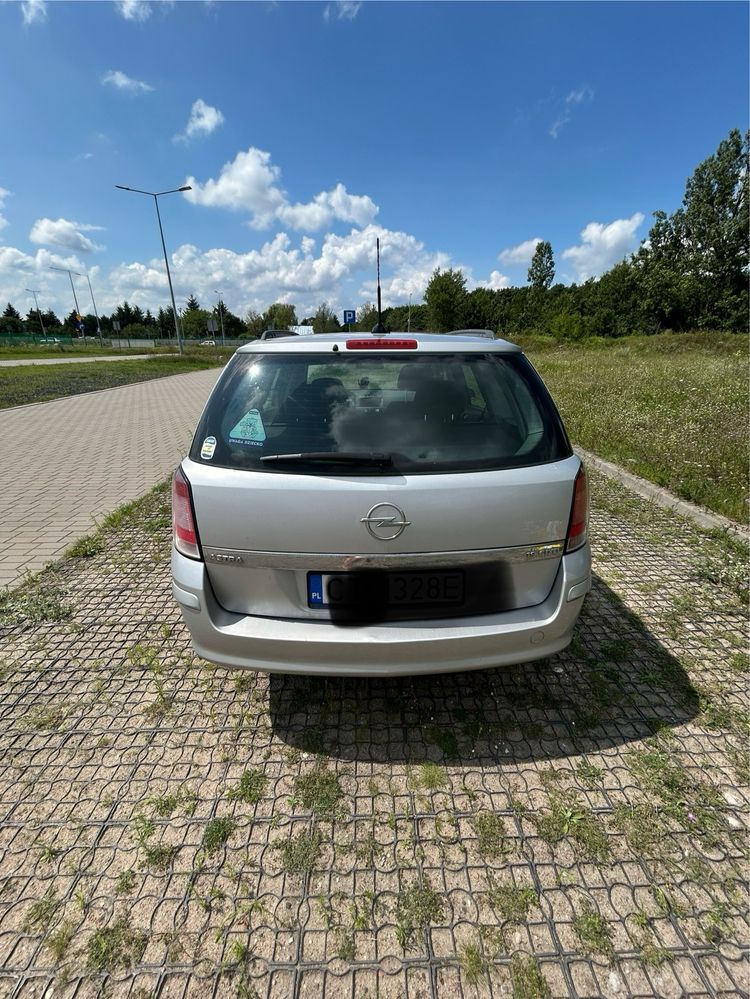 Astra  H 1,9 CDTI kombi