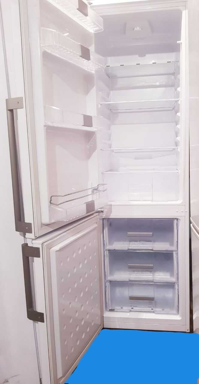Холодильник Gram KF3296-90 ( 175 см) з Європи