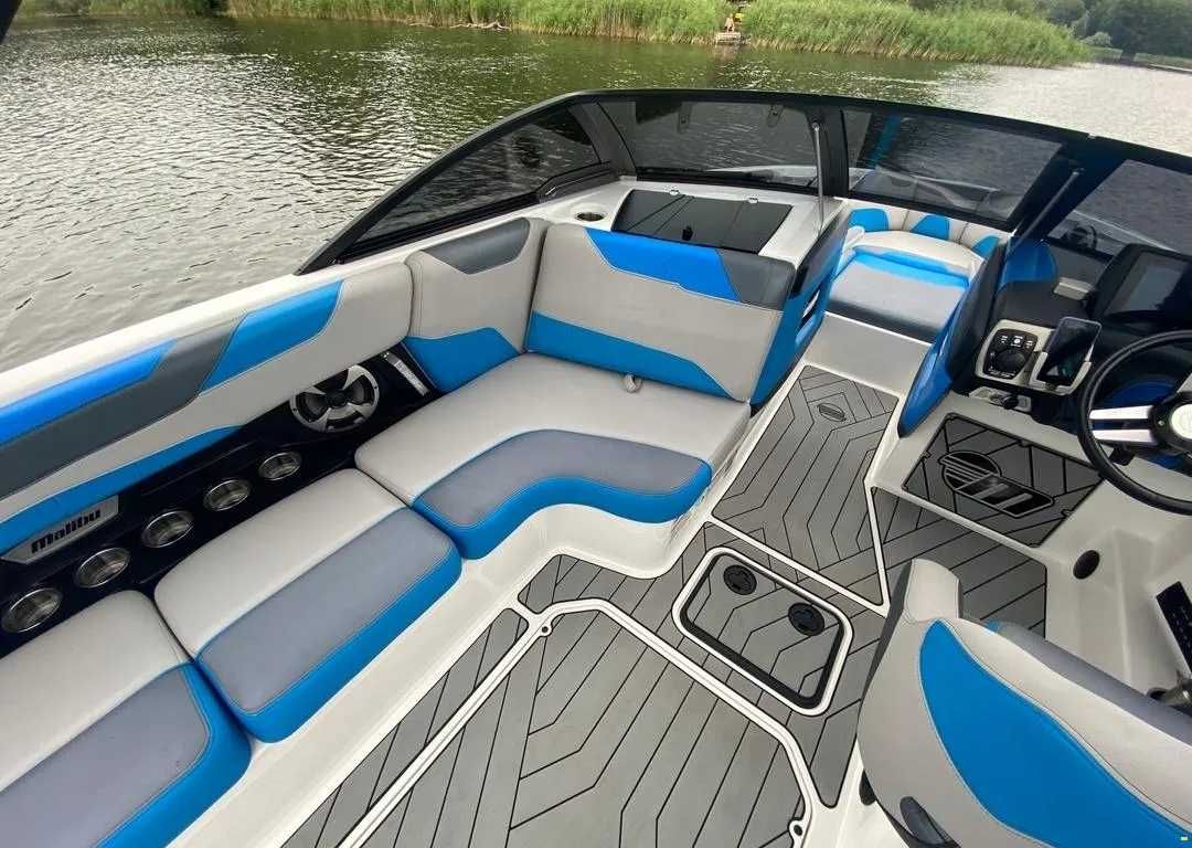 Motorówka Malibu 23 LSV 2018 6.2L V8 Wakesurf Wakeboard