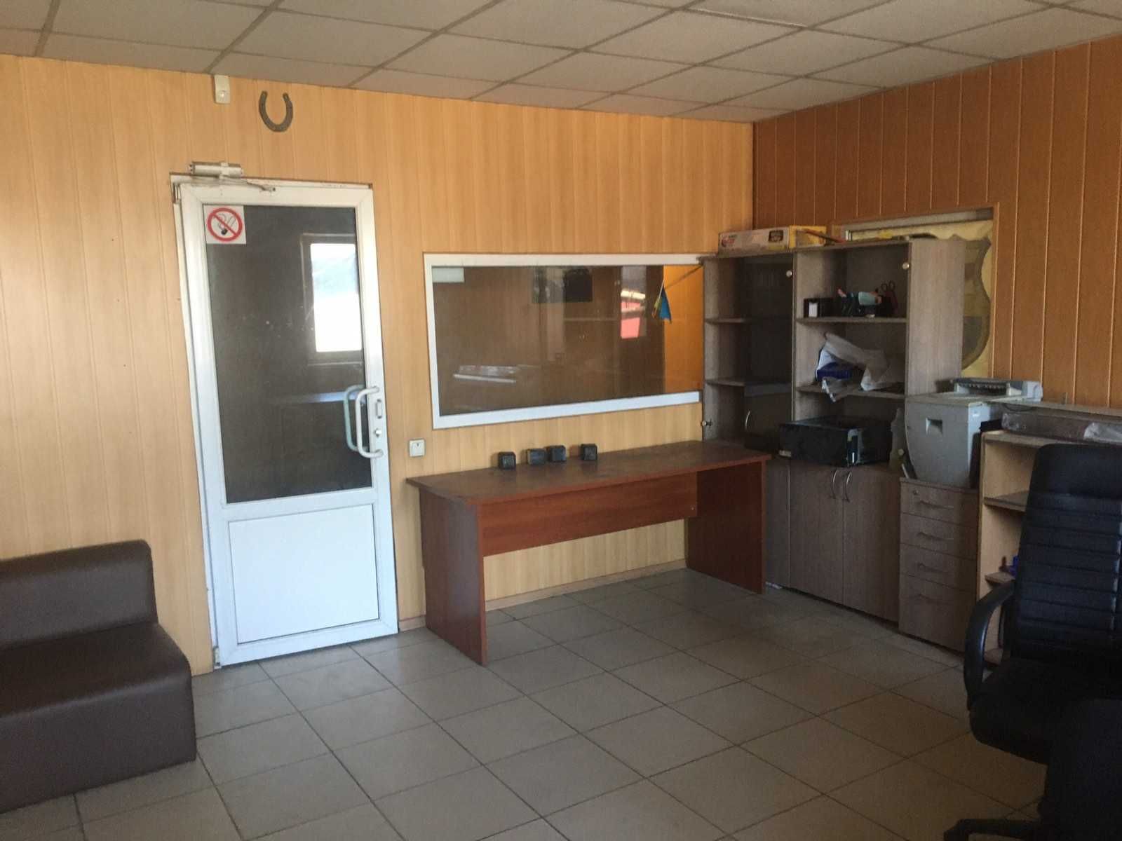 Академмістечко. Продаж приміщення. Офіс та\або склад.