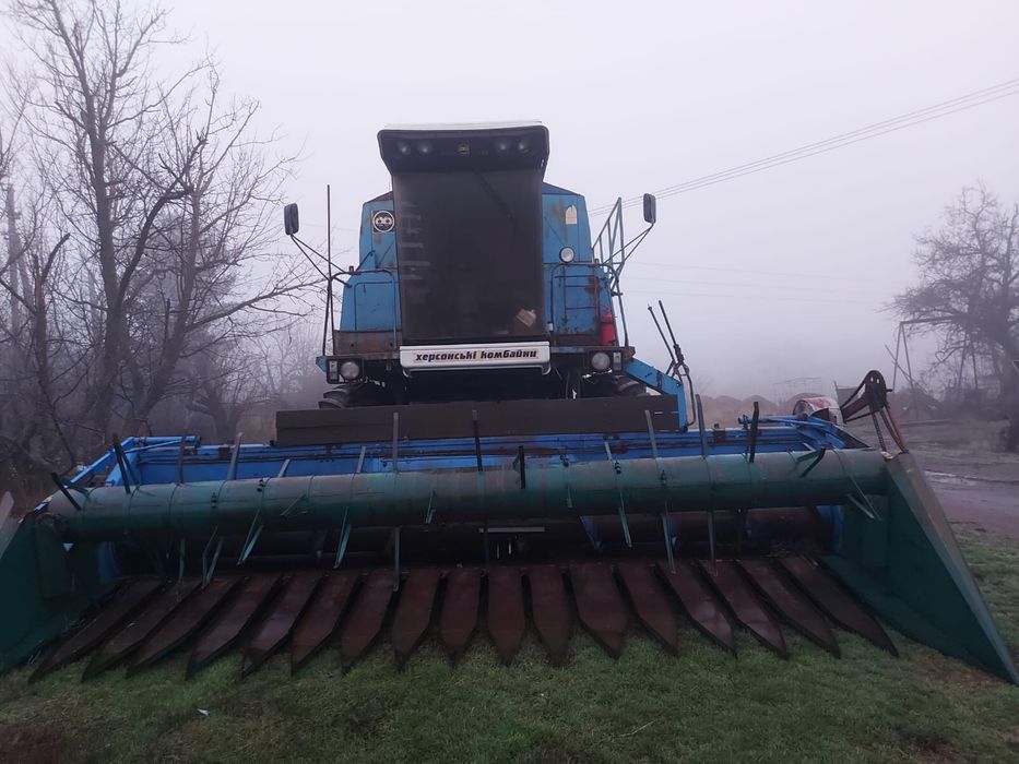 Комбай КЗС 9 Славутич
