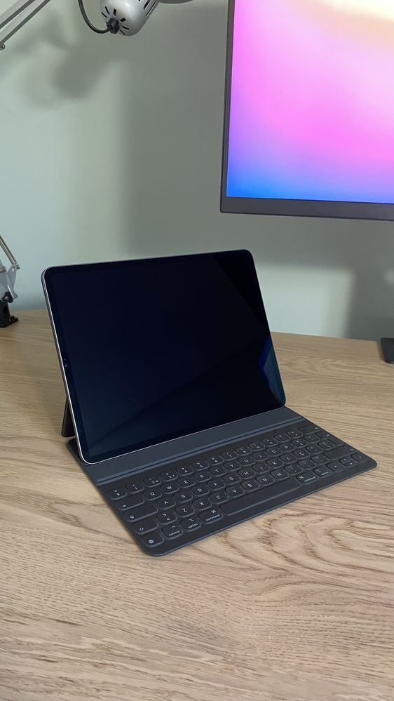 Bundle IPad Pro 12.9 5th Gen + Capas e Apple Pencil