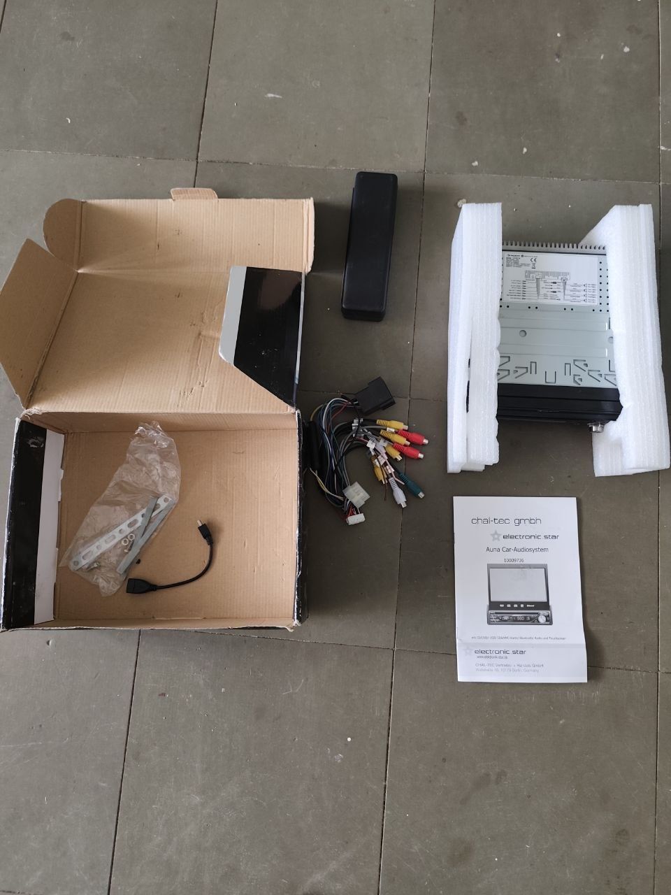 Продам магнітолу auna mvd 220 auto-audio system