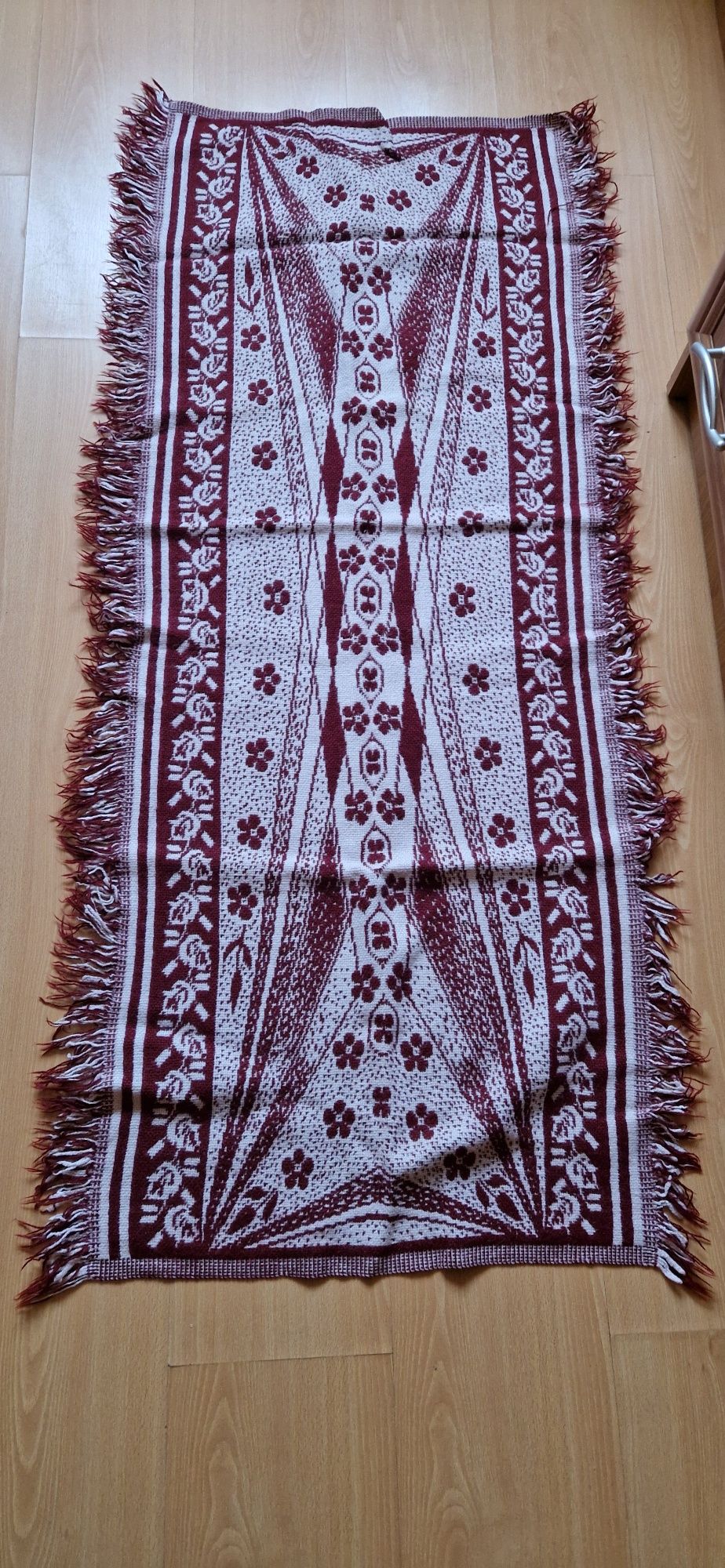 Komplet narzuty z bistoru PRL