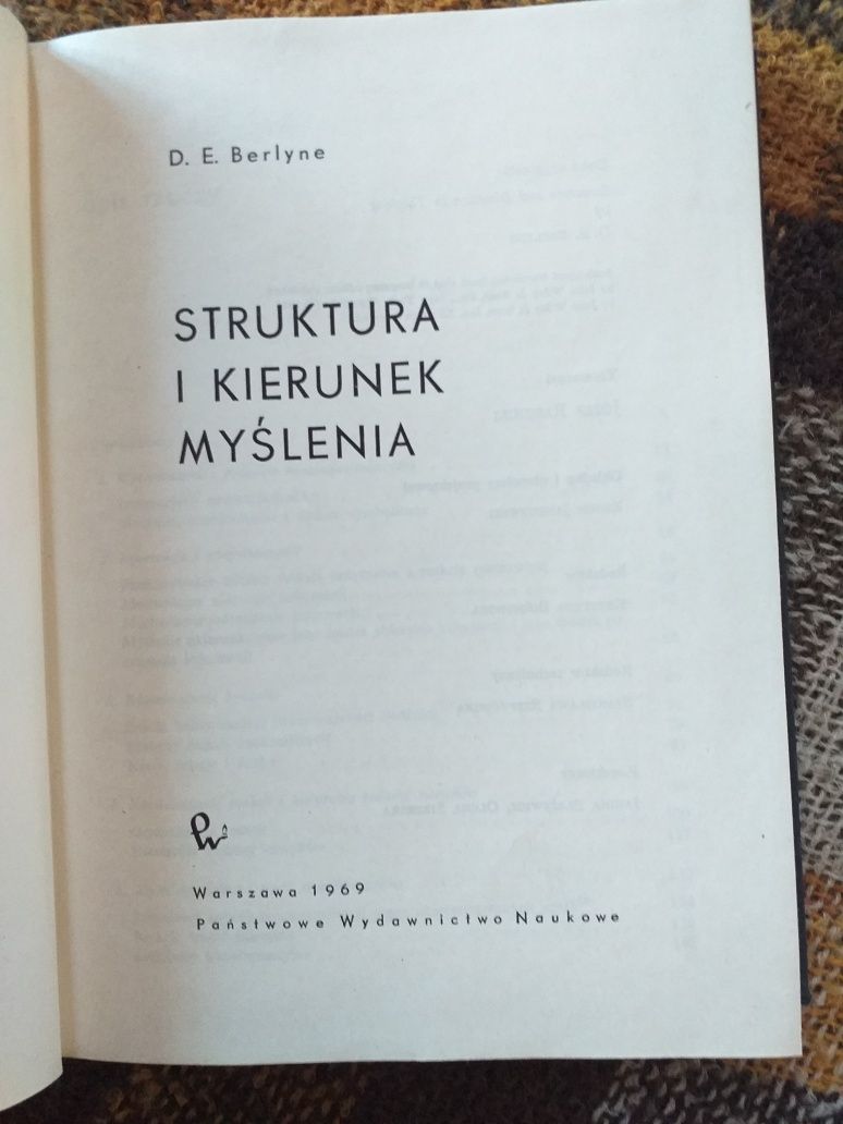 E.D.Berlyne Struktura i kierunek myślenia PWN 1969