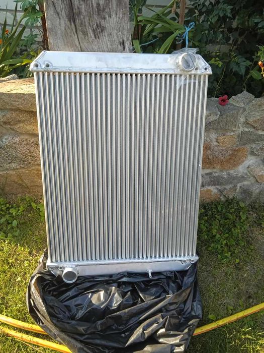 Продам радіатор стан новий