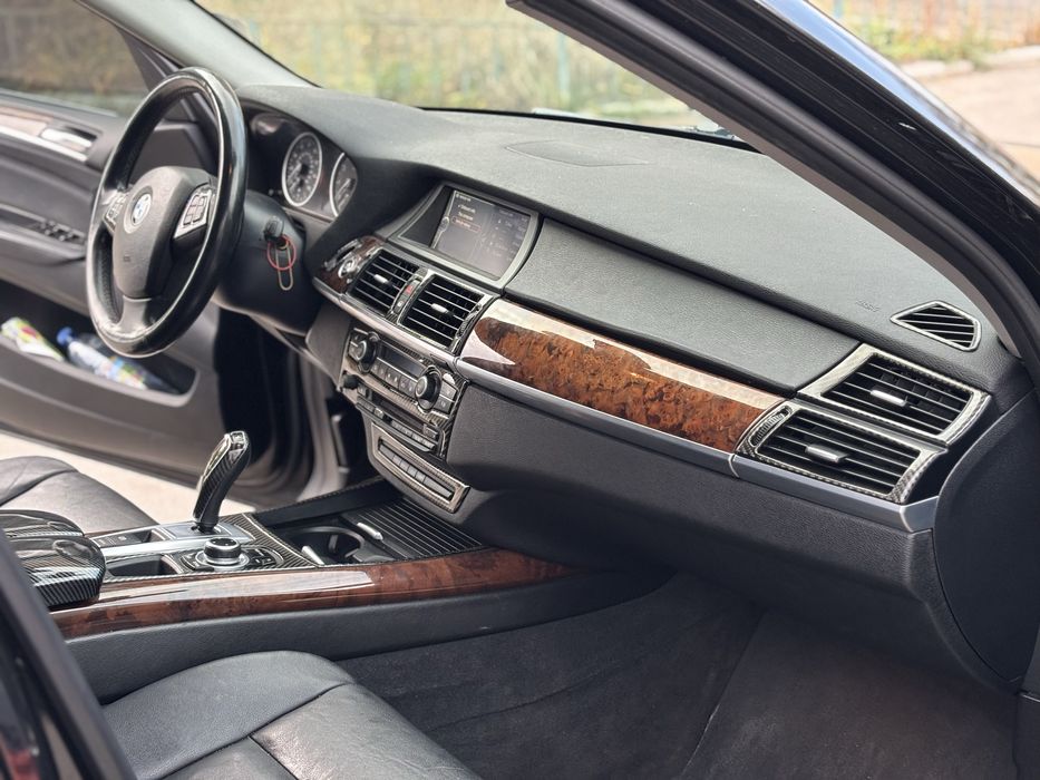 BMW X5 e70 3.0  2013