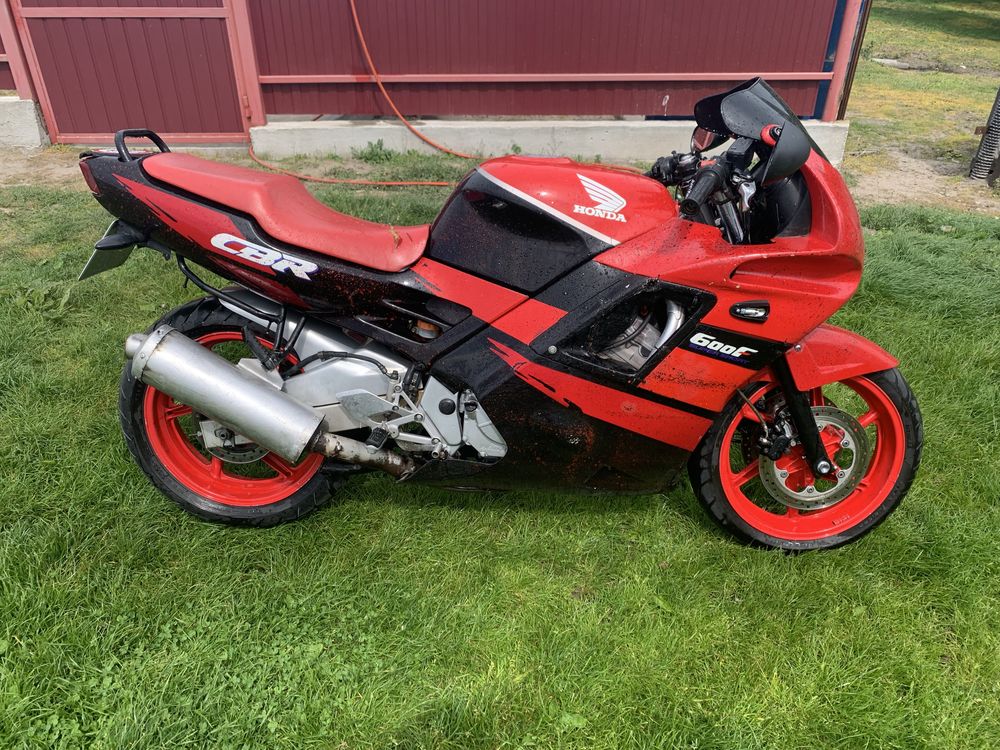 Honda cbr 600 f2