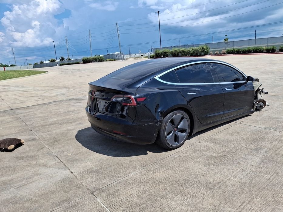 Супер: Tesla Model 3 Long Range 75D Dual Motor | 2019 рік 78 кВт
