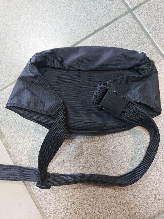 Поясна сумка reebok