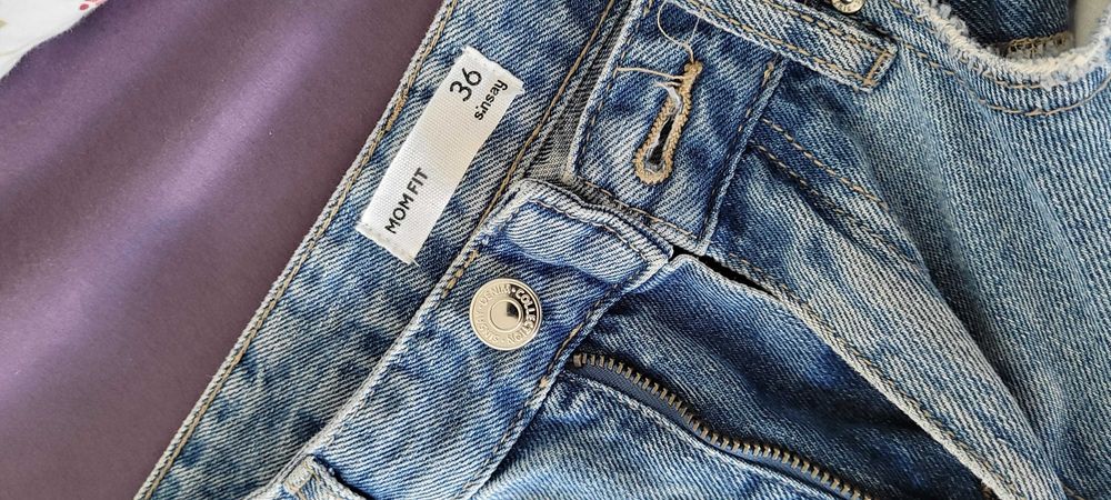 Jeansy mom fit sinsay 36