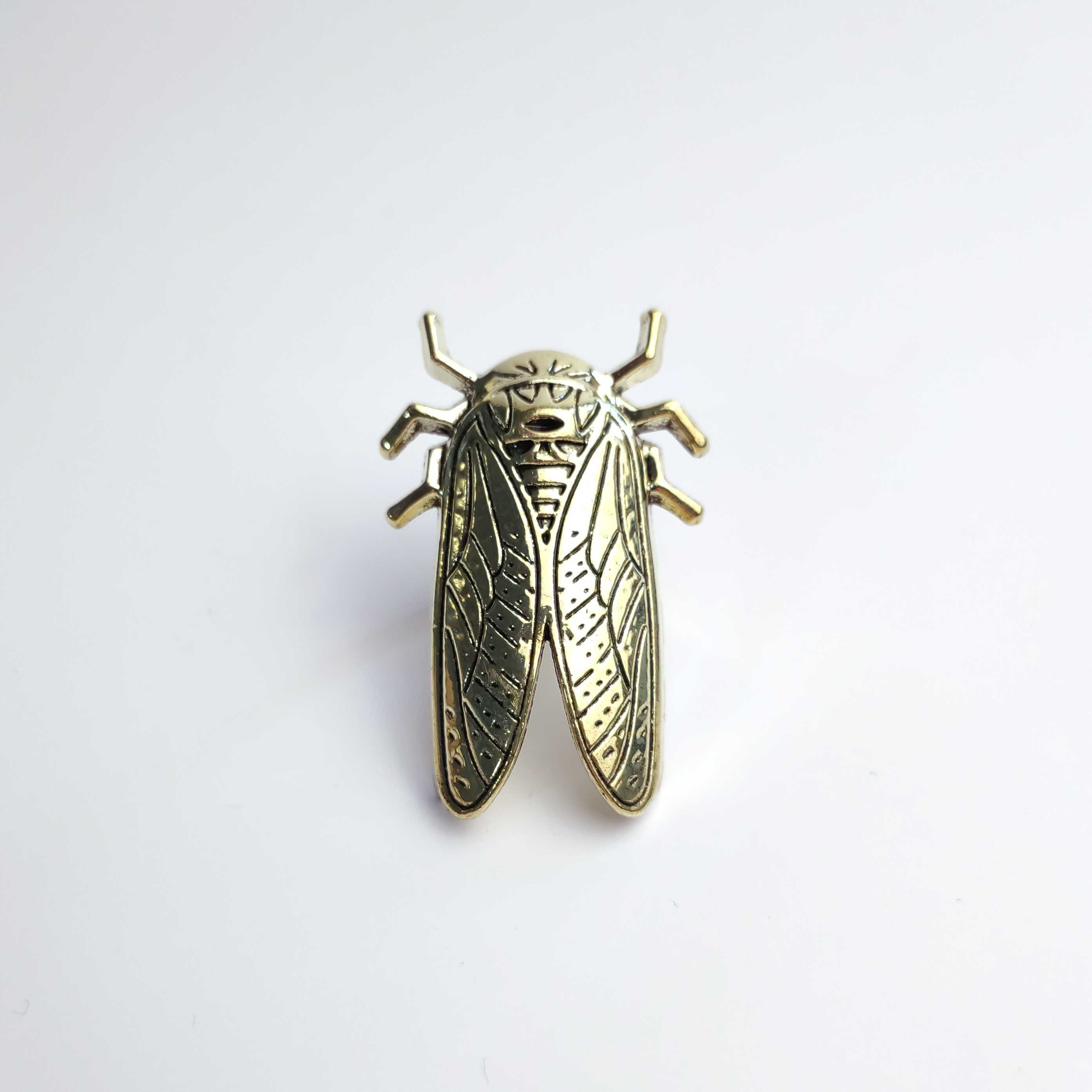 Кольцо женское в форме цикады