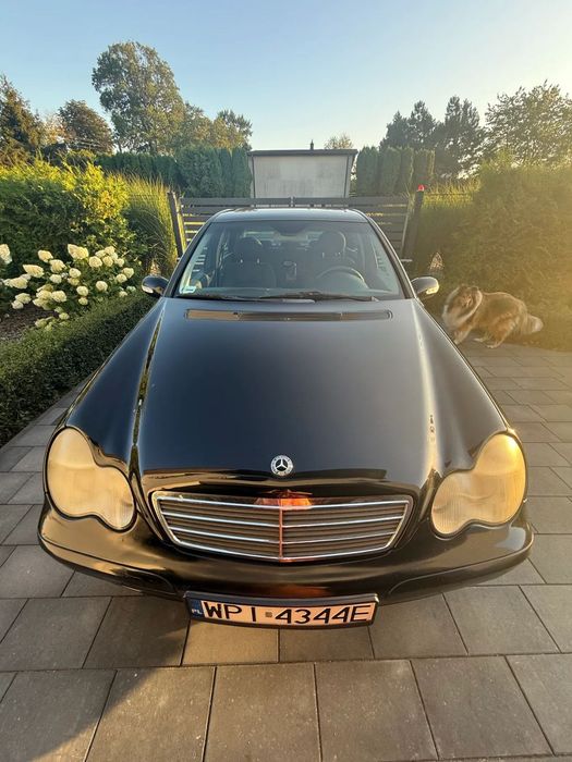 Mercedes-Benz Klasa C Mercedes-Benz C KLASA