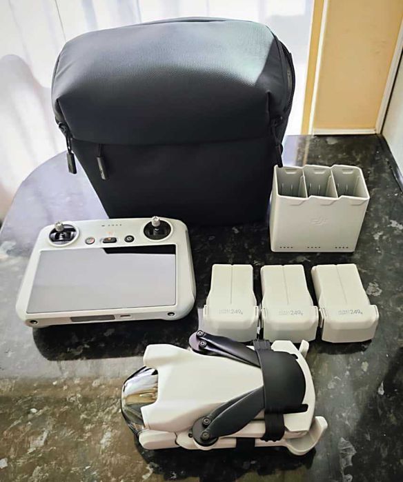 DJI Mini 3 Fly More RC - Como Novo + Extras + 256GB SD