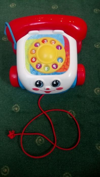 Fisher price telefon na sznurek