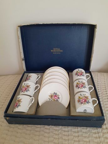 Conjunto de chá de porcelana inglesa