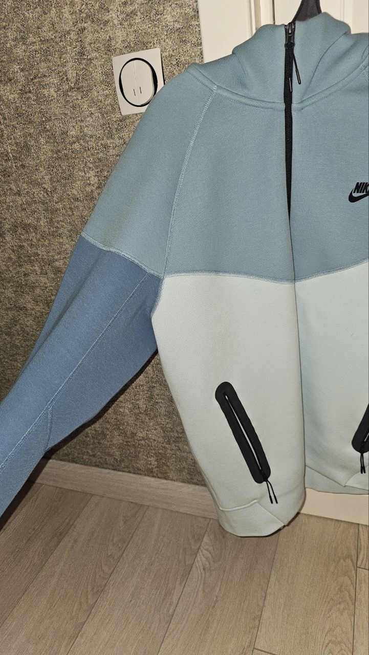 Кофта nike tech fleece