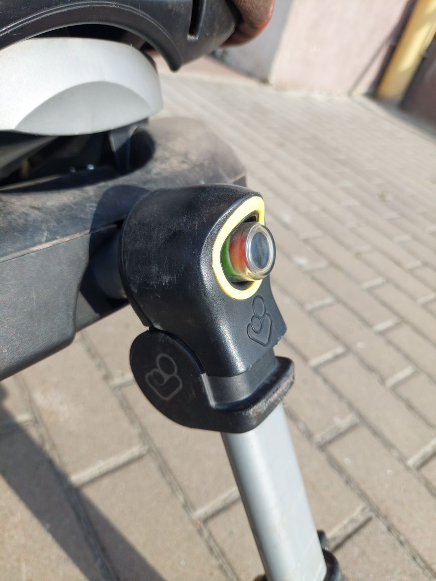 Автокрісло MaxiCosi вживане справне