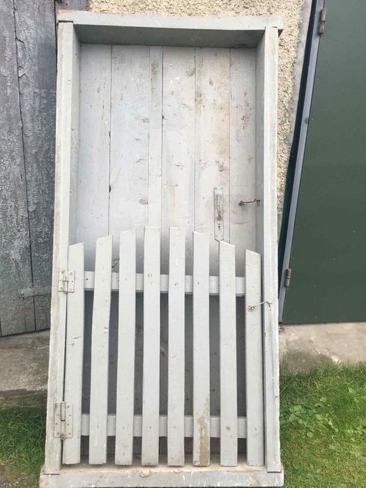 Продам двері до стайні(хліва)