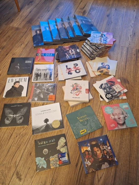 Sprzedam zestaw płyt  płyta  CD, DVD Nowa Nowe