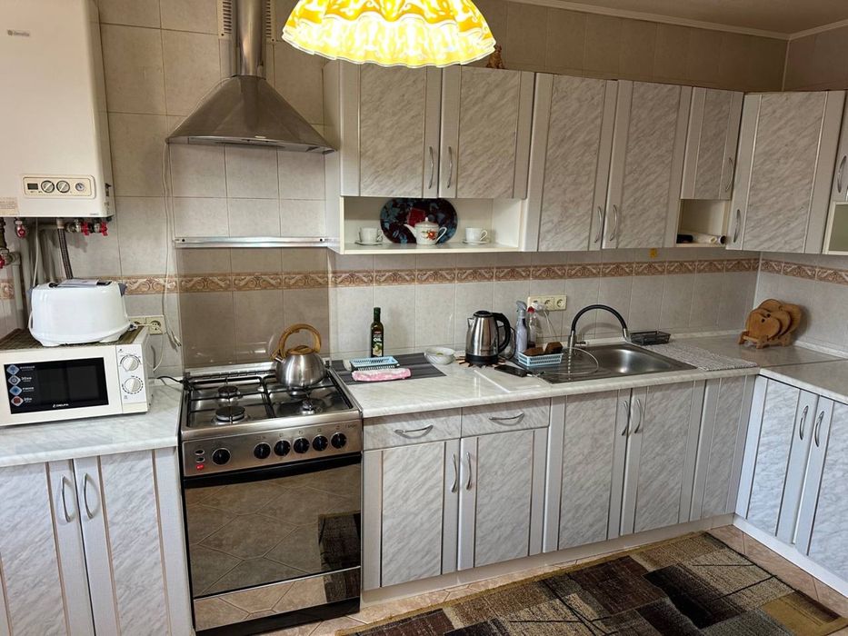 Оренда двокімнатної квартири на Замості, Будинок Офіцерів. Острозького